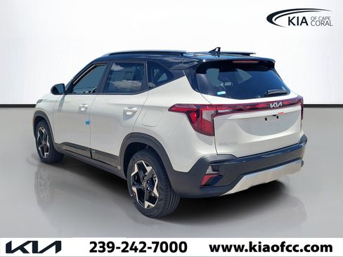 New 2026 Kia Seltos S FWD image 4