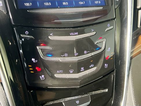 Used 2019 Cadillac Escalade Premium Luxury w/ Escalade Sport Edition image 26