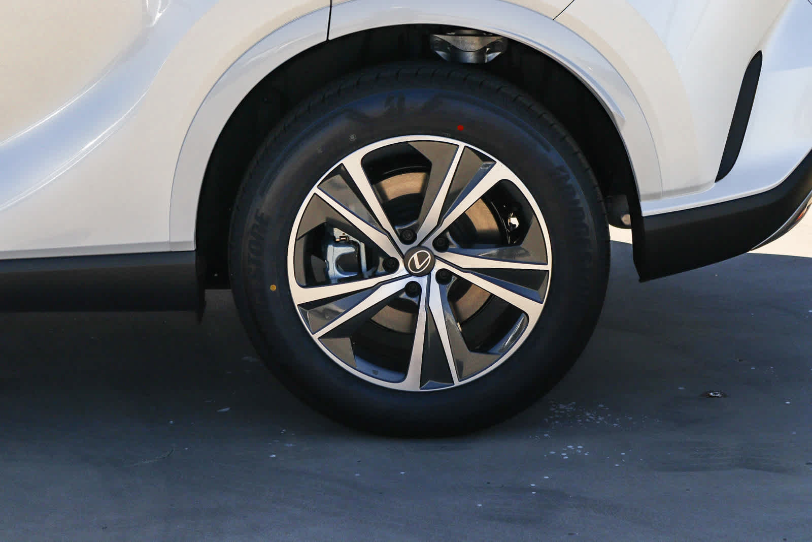 New 2026 Lexus RX 350 Premium w/ Accessory Package (Z1) FWD image 12