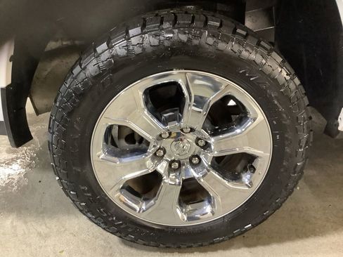 Used 2020 RAM 1500 Big Horn AWD/4WD image 10