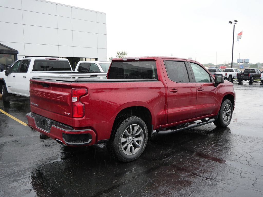 Used 2021 Chevrolet Silverado 1500 RST w/ Z71 Off-Road Package AWD/4WD image 8