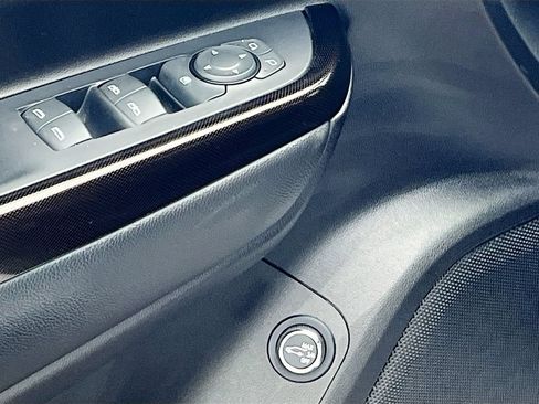 Used 2023 GMC Acadia AT4 AWD/4WD image 18