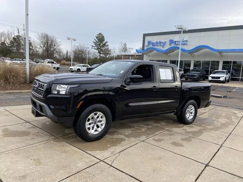 Used 2024 Nissan Frontier SV image 5