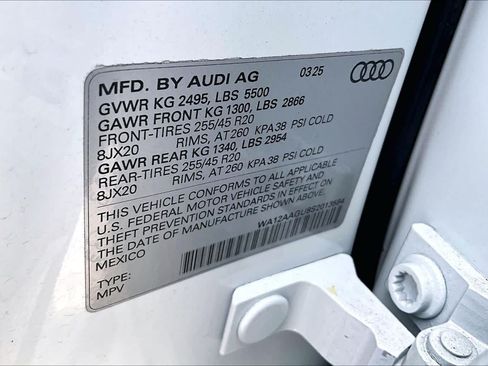 Used 2025 Audi Q5 Premium Plus w/ Premium Plus AWD/4WD image 56