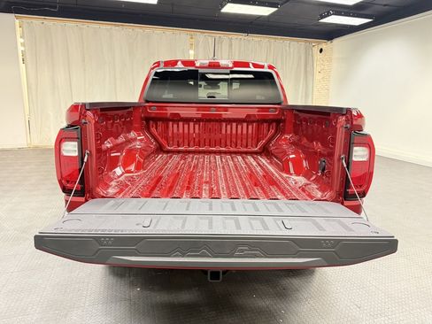 New 2026 GMC Canyon Elevation w/ Convenience Package image 5