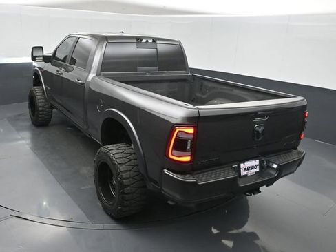 Used 2024 RAM 2500 Limited AWD/4WD image 33
