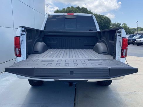 Used 2020 Ford F150 Lariat w/ Equipment Group 502A Luxury AWD/4WD image 6