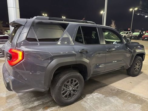 Used 2025 Toyota 4Runner SR5 image 3