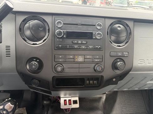 Used 2014 Ford F250 XL w/ Power Equipment Group image 31