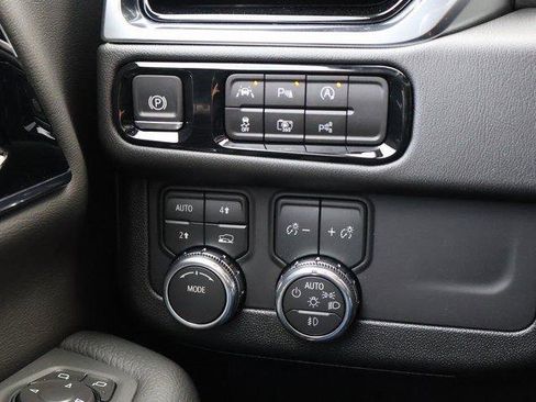 New 2026 GMC Yukon XL Denali w/ Sun & Power Step Package image 38