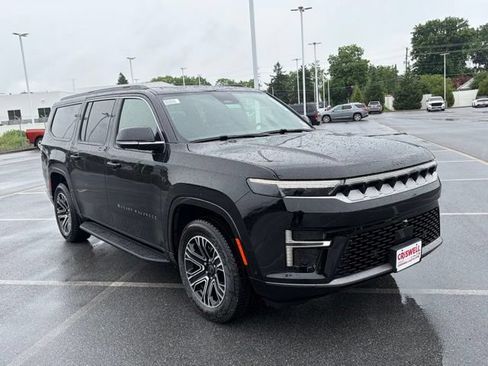 New 2026 Jeep Grand Wagoneer L 4WD w/ Premium Group I image 2