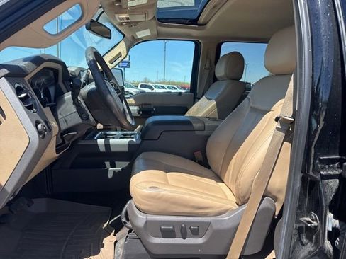 Used 2016 Ford F250 Lariat w/ Lariat Ultimate Package AWD/4WD image 9