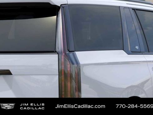 New 2026 Cadillac Escalade ESV Platinum Sport w/ LPO, Floor Liner Package image 11