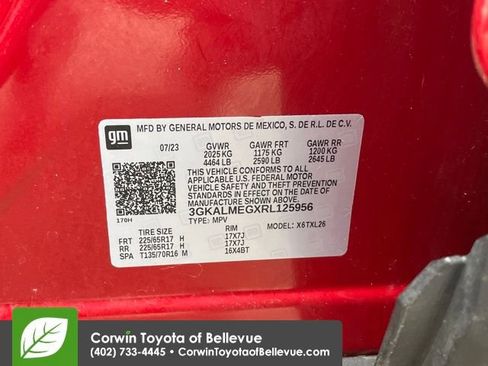 Used 2024 GMC Terrain SLE w/ Driver Convenience Package image 23