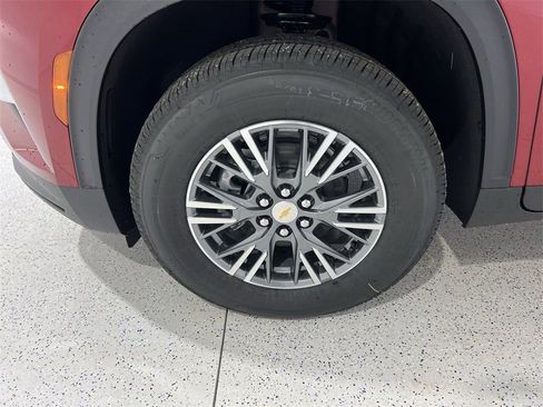 New 2026 Chevrolet Traverse LT w/ Driver Confidence Package image 30