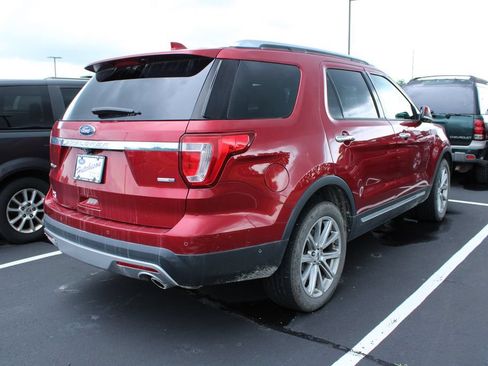 Used 2017 Ford Explorer Limited w/ Equipment Group 303A AWD/4WD image 5