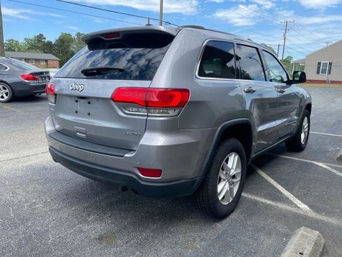 Used 2017 Jeep Grand Cherokee Laredo w/ Quick Order Package 23E image 6