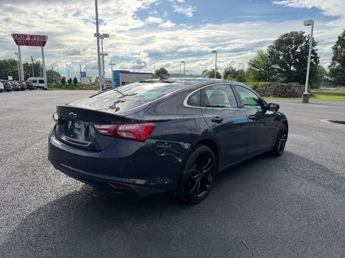 Used 2025 Chevrolet Malibu LT w/ Sport Edition FWD image 7