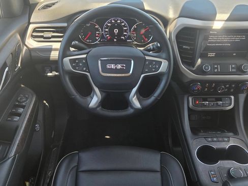 Used 2023 GMC Acadia Denali FWD image 10