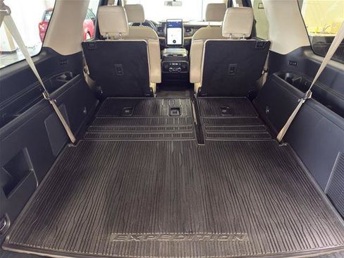 Certified 2024 Ford Expedition Max Platinum AWD/4WD image 31