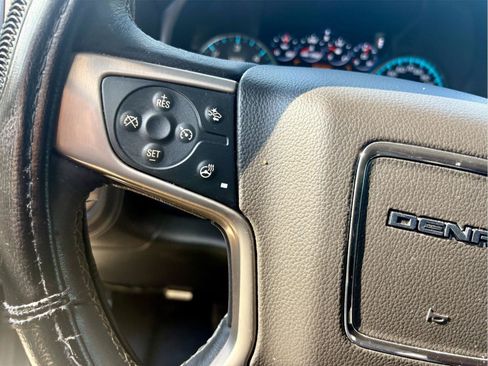 Used 2017 GMC Sierra 1500 Denali AWD/4WD image 24