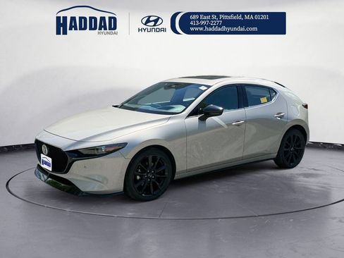 Used 2024 MAZDA MAZDA3 Hatchback w/Premium Plus Pkg AWD/4WD image 1
