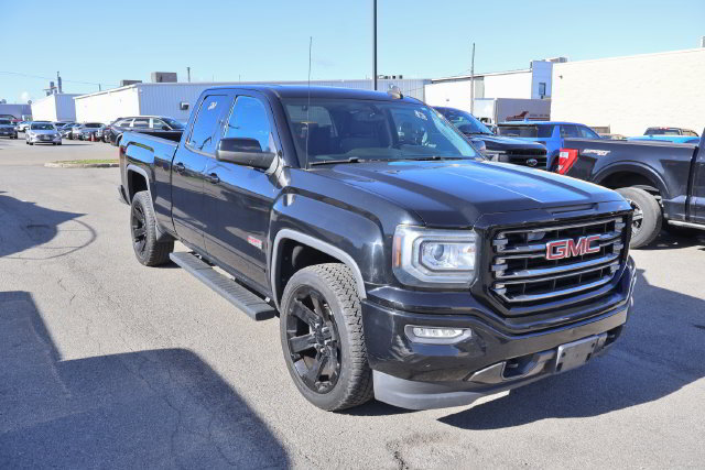 Used 2017 GMC Sierra 1500 SLT w/ All Terrain Package AWD/4WD image 6
