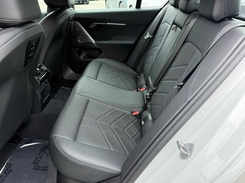 Used 2026 BMW 530i xDrive w/ M Sport Package AWD/4WD image 32