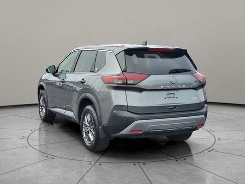 Used 2023 Nissan Rogue S AWD/4WD image 9
