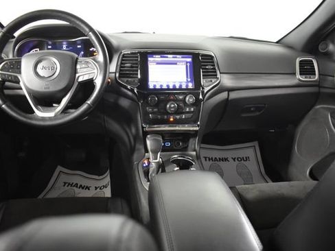 Used 2021 Jeep Grand Cherokee Laredo X AWD/4WD image 30