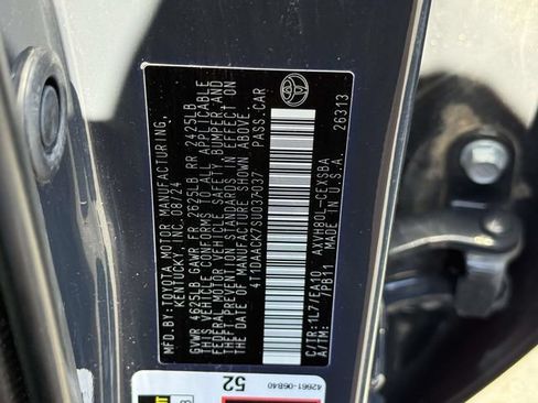 Used 2025 Toyota Camry SE FWD image 26