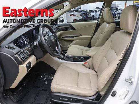 Used 2017 Honda Accord EX-L image 15
