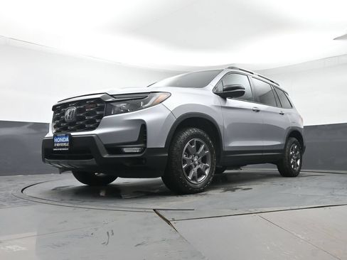 Certified 2024 Honda Passport TrailSport image 31