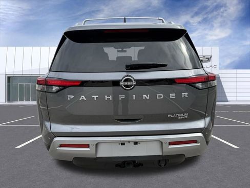 Used 2024 Nissan Pathfinder Platinum w/ Cargo Package image 12