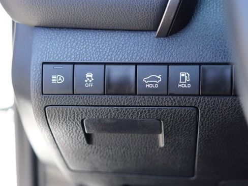 Used 2023 Toyota Camry XLE FWD image 16