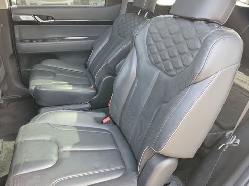 Used 2022 Hyundai Palisade Limited image 7