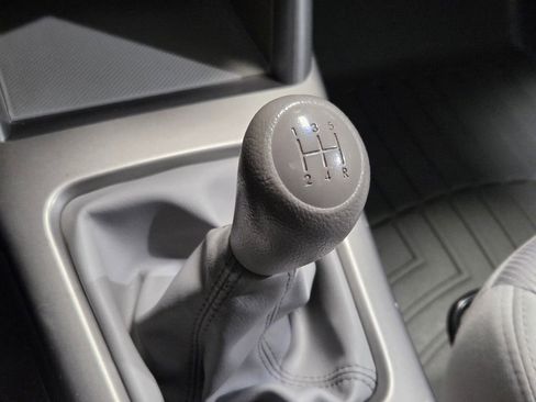 Used 2010 Subaru Forester 2.5X Premium image 5