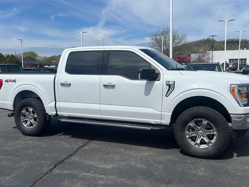 Used 2021 Ford F150 XLT w/ Equipment Group 302A High AWD/4WD image 3