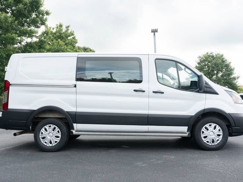 Used 2025 Ford Transit 250 Low Roof w/ Exterior Upgrade Package RWD image 24