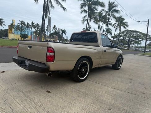 Used 2002 Toyota Tacoma 2WD Regular Cab image 3