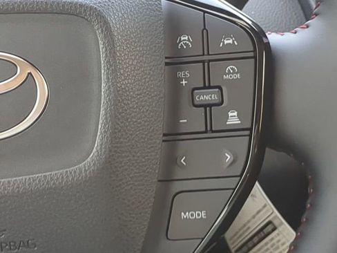 New 2026 Toyota Prius Plug-In Hybrid FWD image 24