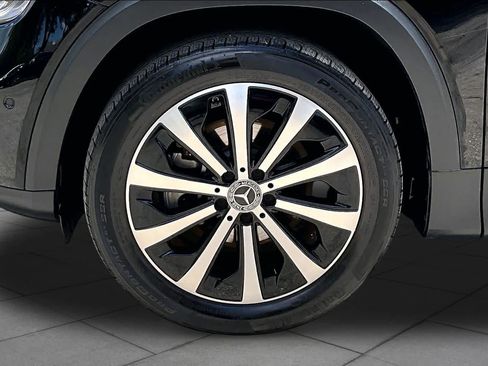 Used 2023 Mercedes-Benz GLB 250 image 11