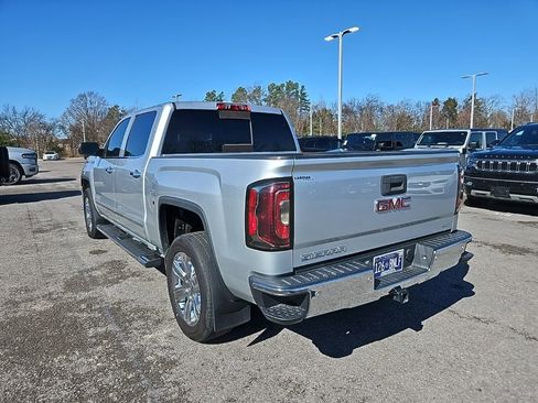 Used 2017 GMC Sierra 1500 SLT image 5