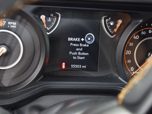 Used 2024 Jeep Wrangler Unlimited Sport AWD/4WD image 7