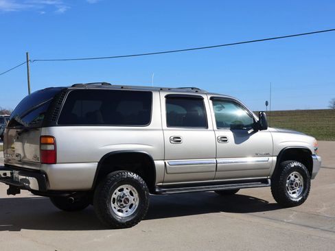 Used 2002 GMC Yukon XL 2500 SLT image 3