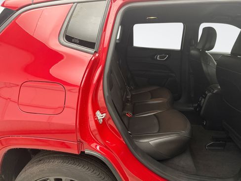 Used 2022 Jeep Compass Limited AWD/4WD image 17