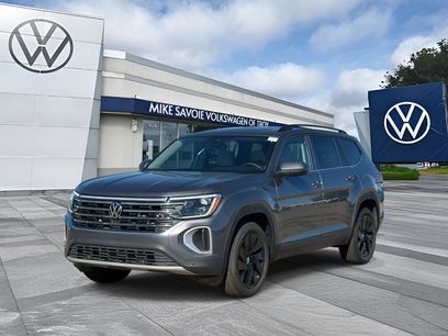 New 2025 Volkswagen Atlas SE