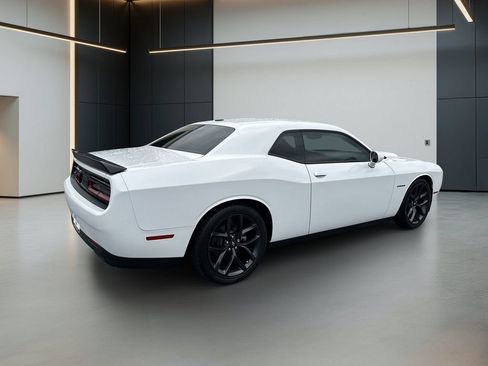 Used 2022 Dodge Challenger R/T w/ Blacktop Package RWD image 6