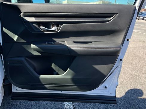Certified 2025 Honda CR-V Sport-L image 30
