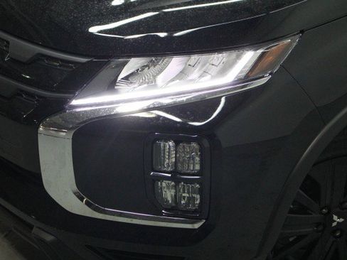 New 2026 Mitsubishi Outlander Sport LE AWD/4WD image 2